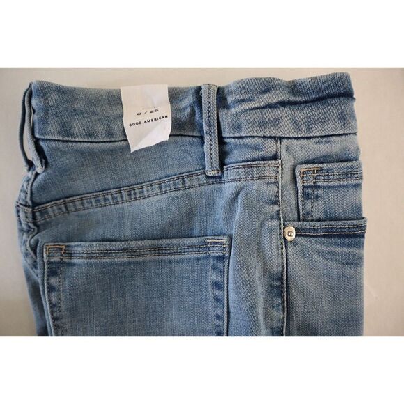 Good American GBS075T Women's Sz 0/25 Blue Bermuda Shorts w/ Frayed Hemline $99+ - Picture 4 of 8
